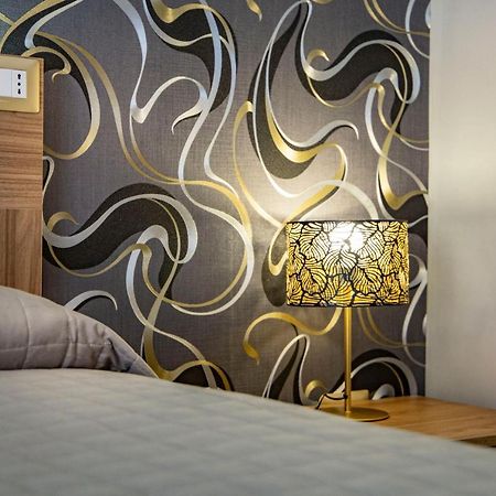 B&B Altrasia Catania Bagian luar foto