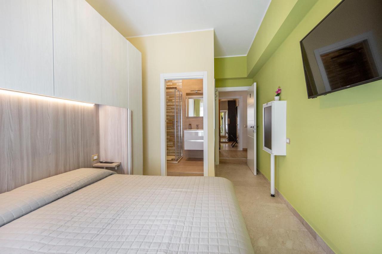 B&B Altrasia Catania Bagian luar foto