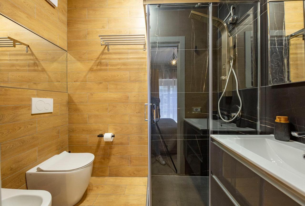 B&B Altrasia Catania Bagian luar foto